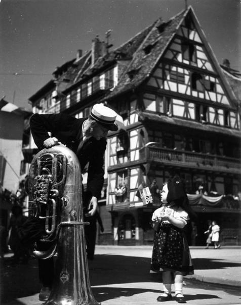 zut00_p57_brvesculture_doisneau.jpg