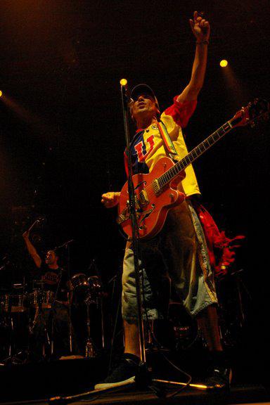 flux4itw_manuchao2.jpg flux4itw_manuchao2.jpg